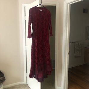 FINAL SALE Dainty Jewells Hamptons Dinner